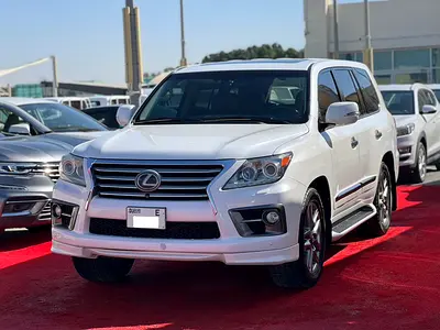 2012 Lexus LX-SERIES thumbnail 3