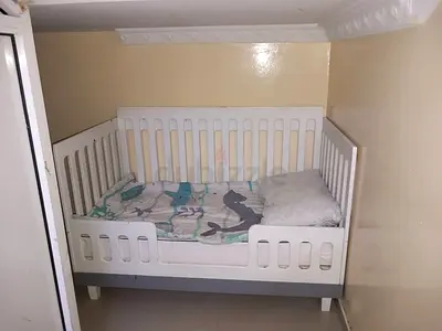 Cozy and Safe Baby Crib for Sale