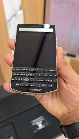 Blackberry Porsche P9983 New