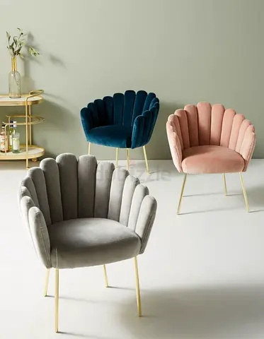 Charming Shell-Shaped Accent Chairs