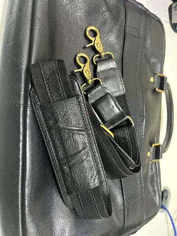 Stylish Black Leather Briefcase with Detachable Strap