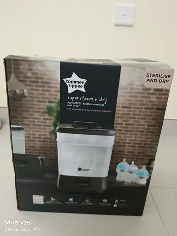 Tommee Tippee advanced electric steriliser and dryer plus bottle/food warmer