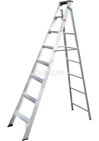 Sturdy Aluminum Step Ladder - Perfect for Home Projects