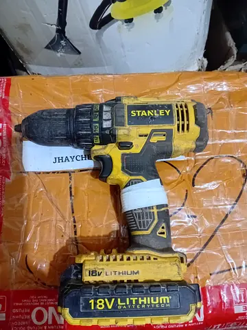 Stanely drill ( no sharger )