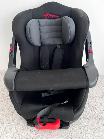 Chicco Car Seat in Good Condition