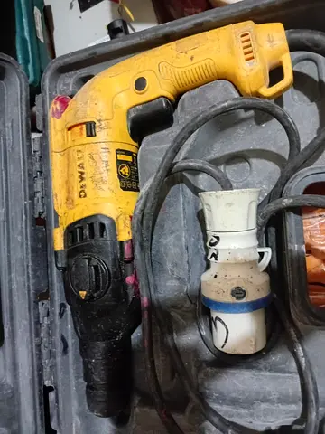 dewalt hammer drill