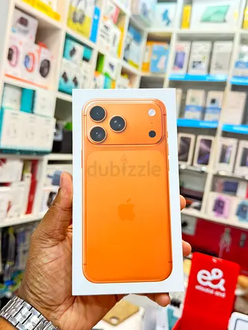 Brand New Apple iPhone 17 PRO MAX 256GB  in Orange - Unboxed!