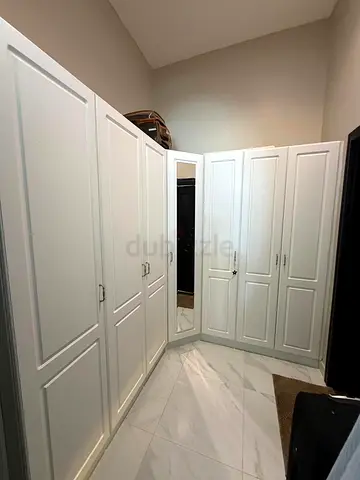 7 door cupboard good condition