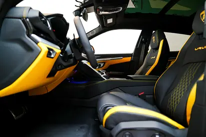 2024 Lamborghini URUS — миниатюра 8
