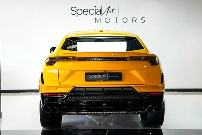 2024 Lamborghini URUS — миниатюра 3