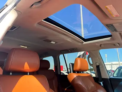 2012 Lexus LX-SERIES thumbnail 16
