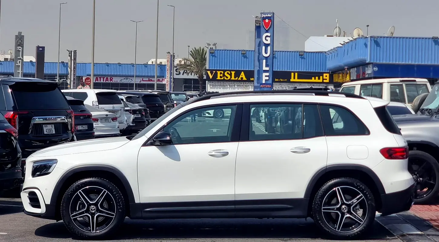 Mercedes-Benz GLB-Class 2025