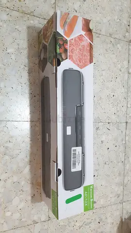 Vacuum sealer