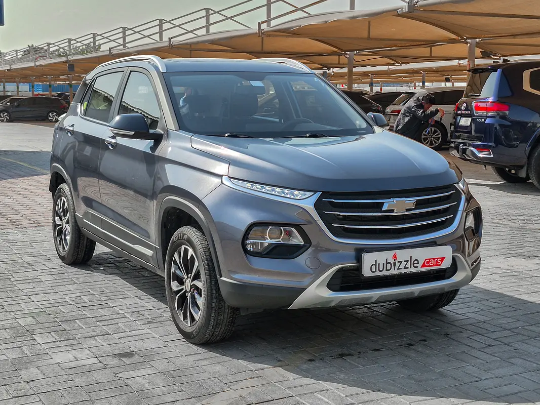 Chevrolet Groove 2024 — photo 1 of 14