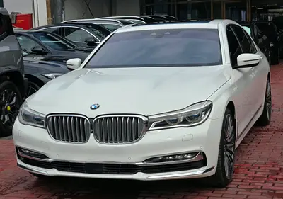 BMW 750i XDrive Luxury Original paint 2016 GCC