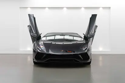 صورة 5 لـ 2018 Lamborghini AVENTADOR S