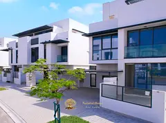 Don't wait... Move in now! A luxurious 4-bedroom villa ready for immediate occupancy in "Th