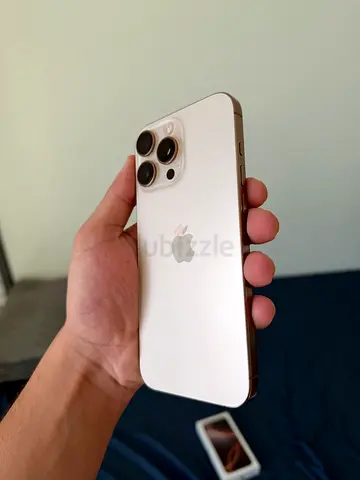 iphone 16 pro max 1TB like new in warranty