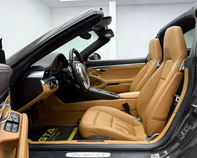 صورة مصغرة 12 لـ 2015 Porsche 911