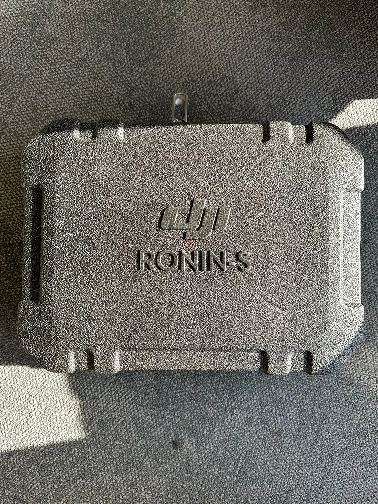 DJI Ronin S - 3 Axis Handheld Gimbal65073401828866112
