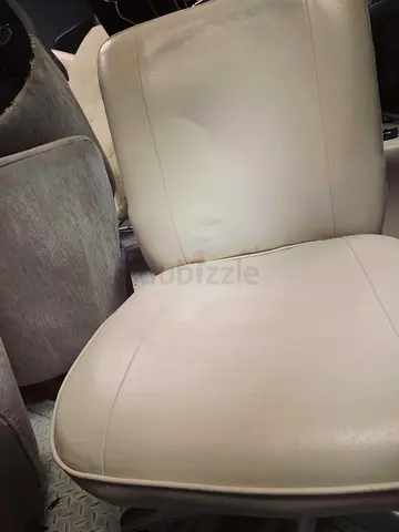 Tyre Chair – New Product with Premium Like-New Finish