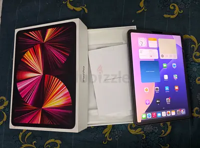 iPad Pro M1 - Brand New with Bill Box Accessories