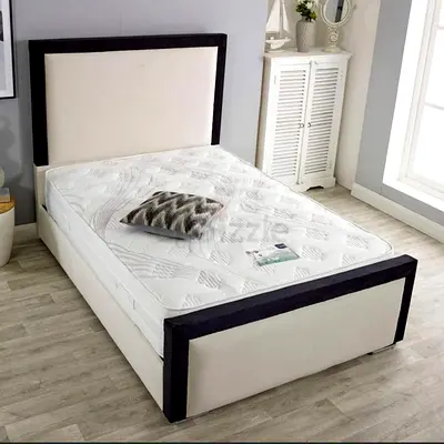 Modern Queen Size Bed with Mattress