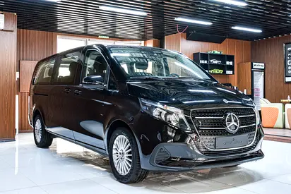 Mercedes V300 - 2025 - 11000.km