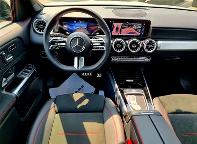 2025 Mercedes-BENZ GLB — миниатюра 9