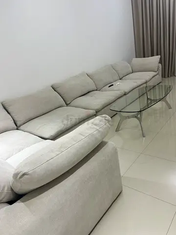 Beige corner 6 seater very clean