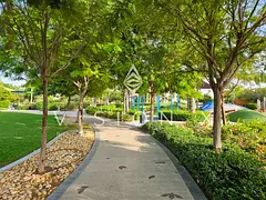 Contemporary | Quiet Spot | Ready Move