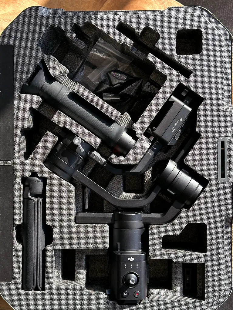 DJI Ronin S - 3 Axis Handheld Gimbal65073401828866111
