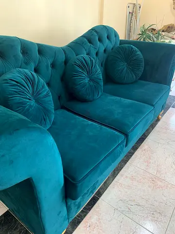 Elegant Teal Velvet Sofa with Cushions
