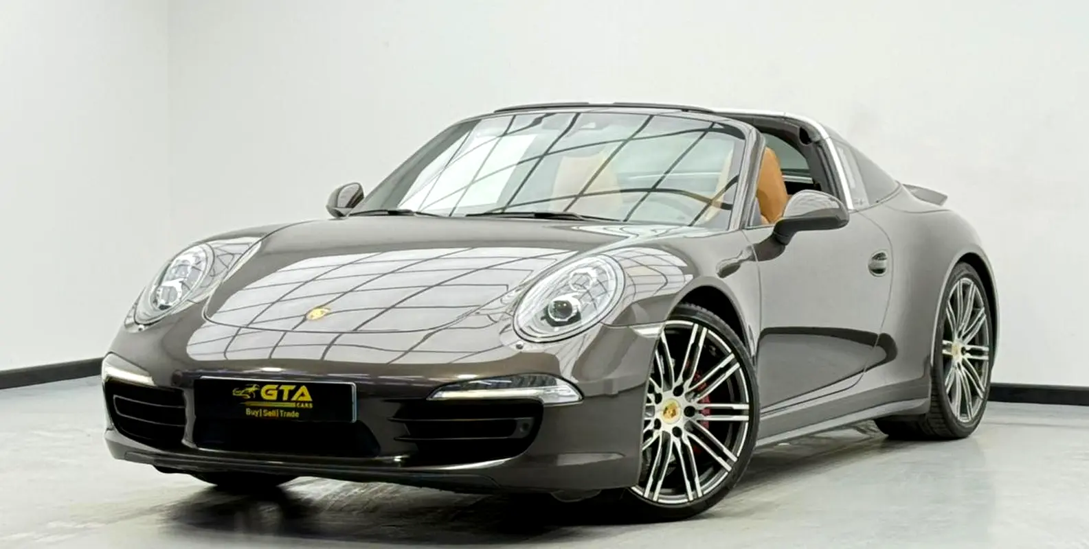 Porsche 911 2015 — photo 1 of 16