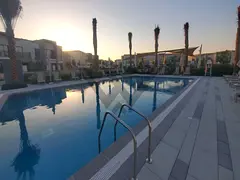 SINGLE ROW| NEAR TO POOL | CORNER