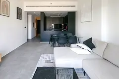 Stunning 2 B/R | Spacious | Ready to Move