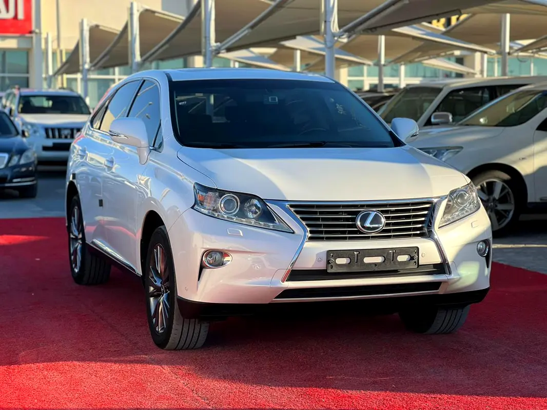 Lexus RX-Series 2013 — photo 1 of 20