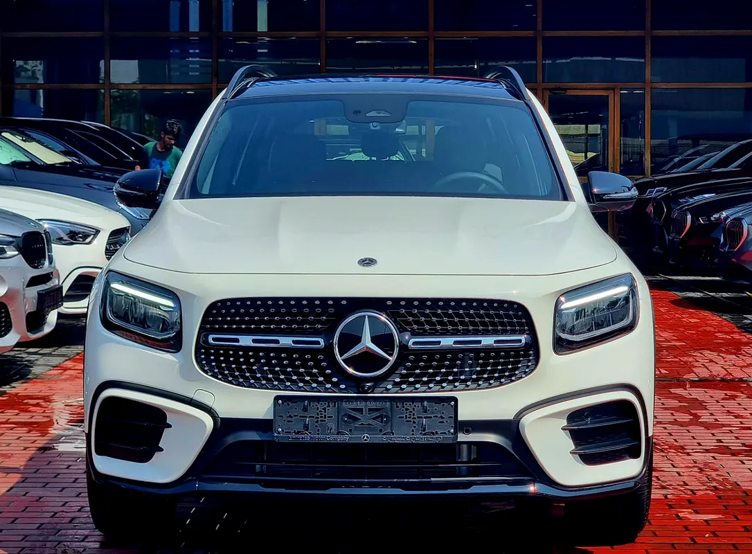 Mercedes-Benz GLB-Class 2025