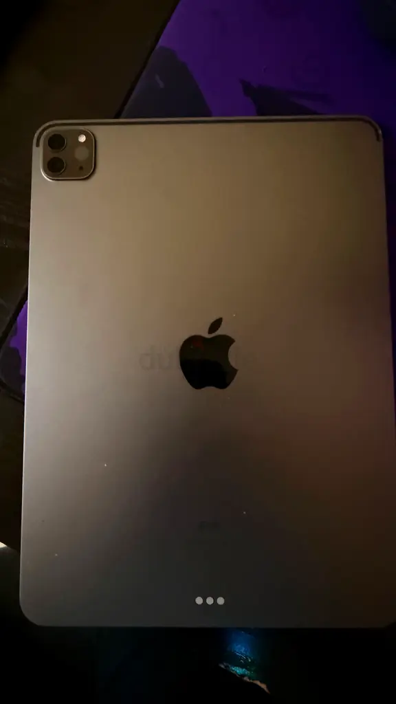 Apple iPad Pro 3rd Generation (M2) chip 11 + apple pencil 2nd generation