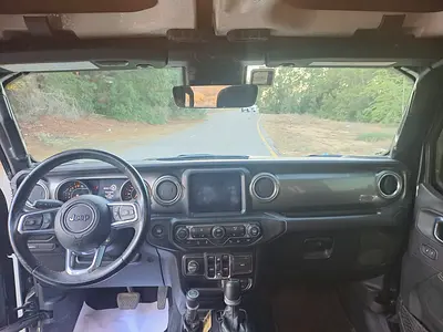 2020 JEEP GLADIATOR 缩略图 16