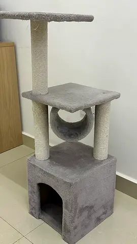Multi-Level Cat Tree for Play and Relaxation