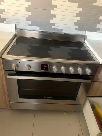 Bosch Stainless Steel Electric Stove 90×60 New model Available