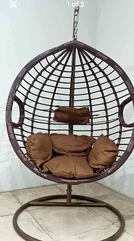 Stylish Hanging Egg Chair with Cushions