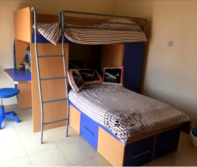 Bunk bed