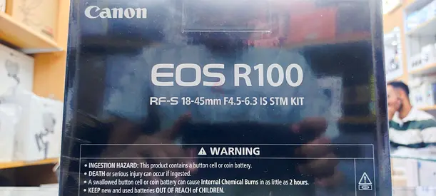 Canon EOS R100 Mirrorless Camera with RF-S 18-45mm Lens