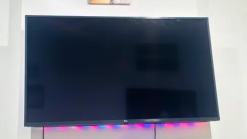 LG LED TV – Sleek Design with Vibrant Display