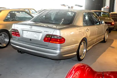 صورة مصغرة 8 لـ 2002 Mercedes-BENZ E-CLASS