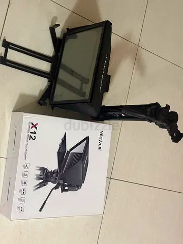 Neewer x12 teleprompter