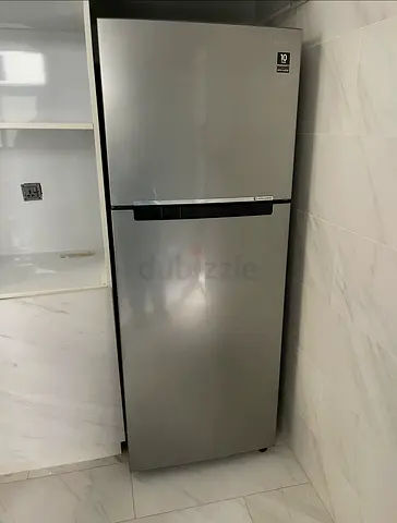 Samsung 500 liter fridge freezer like new latest model very good working delivery with warranty