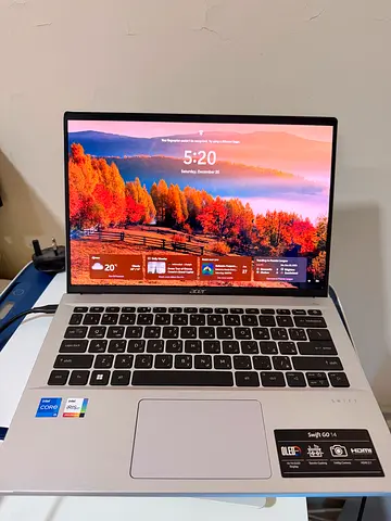 Acer Swift Go 14 i5 OLED – Excellent Condition